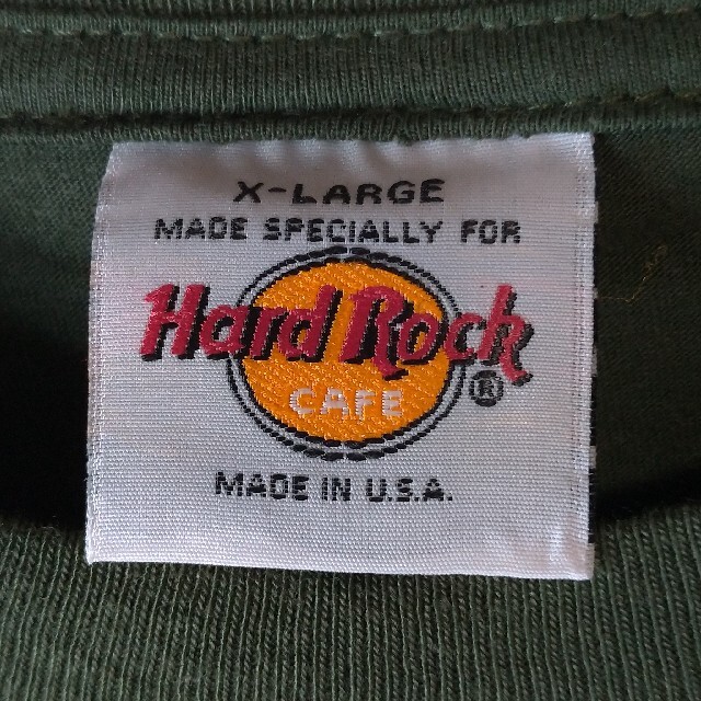 Hard Rock CAFE(ハードロックカフェ)の《良品》ハードロックカフェ　刺繍ロゴ Tシャツ　USA製　XL　カーキ メンズのトップス(Tシャツ/カットソー(半袖/袖なし))の商品写真