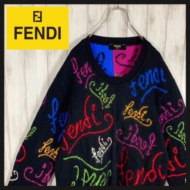 FENDI(フェンディ)の【現行・定価10万】FENDI ロゴ満載 今市隆二着用モデル 即完売 ニット メンズのトップス(ニット/セーター)の商品写真