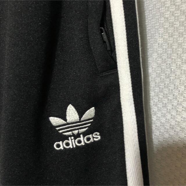 adidas(アディダス)のadidasジョガーパンツトラックパンツジャージパンツメンズ黒ブラックSサイズ メンズのパンツ(その他)の商品写真