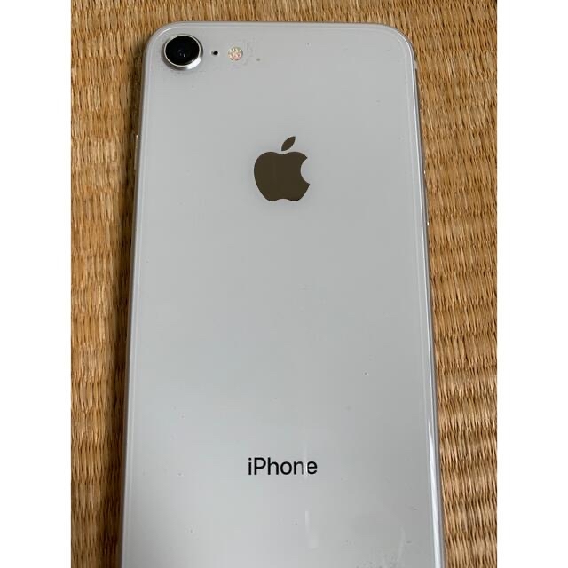 iPhone8 64G ホワイト