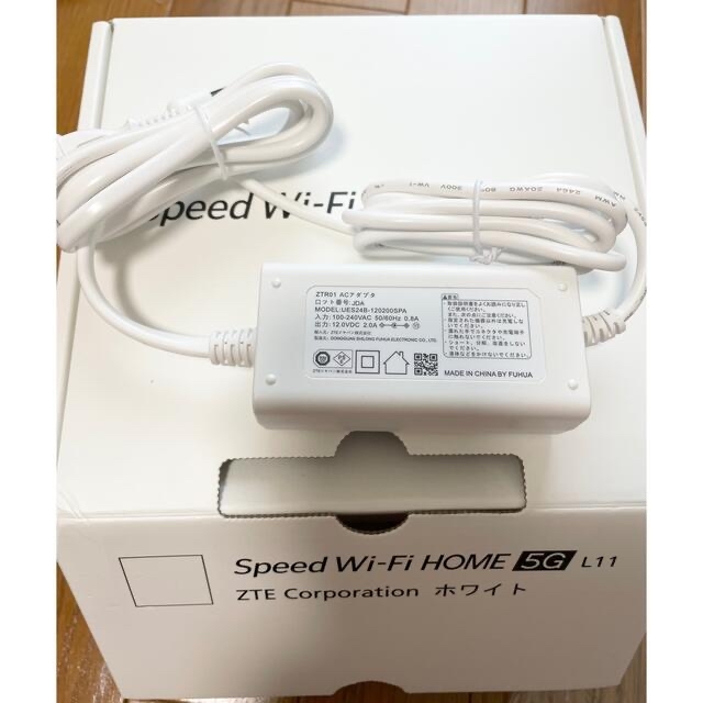 au(エーユー)のａｕ　Speed Wi-Fi HOME 5G  L11 スマホ/家電/カメラのスマートフォン/携帯電話(その他)の商品写真