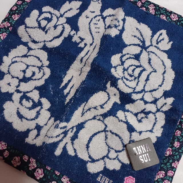 ANNA SUI(アナスイ)の値下げ📌アナスイ☆大判タオルハンカチ🌹 レディースのファッション小物(ハンカチ)の商品写真