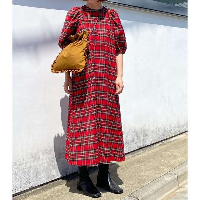 holiday(ホリデイ)のHOLIDAY WOOL CHECK PUFF DRESS ウールチェックパフ レディースのワンピース(ロングワンピース/マキシワンピース)の商品写真