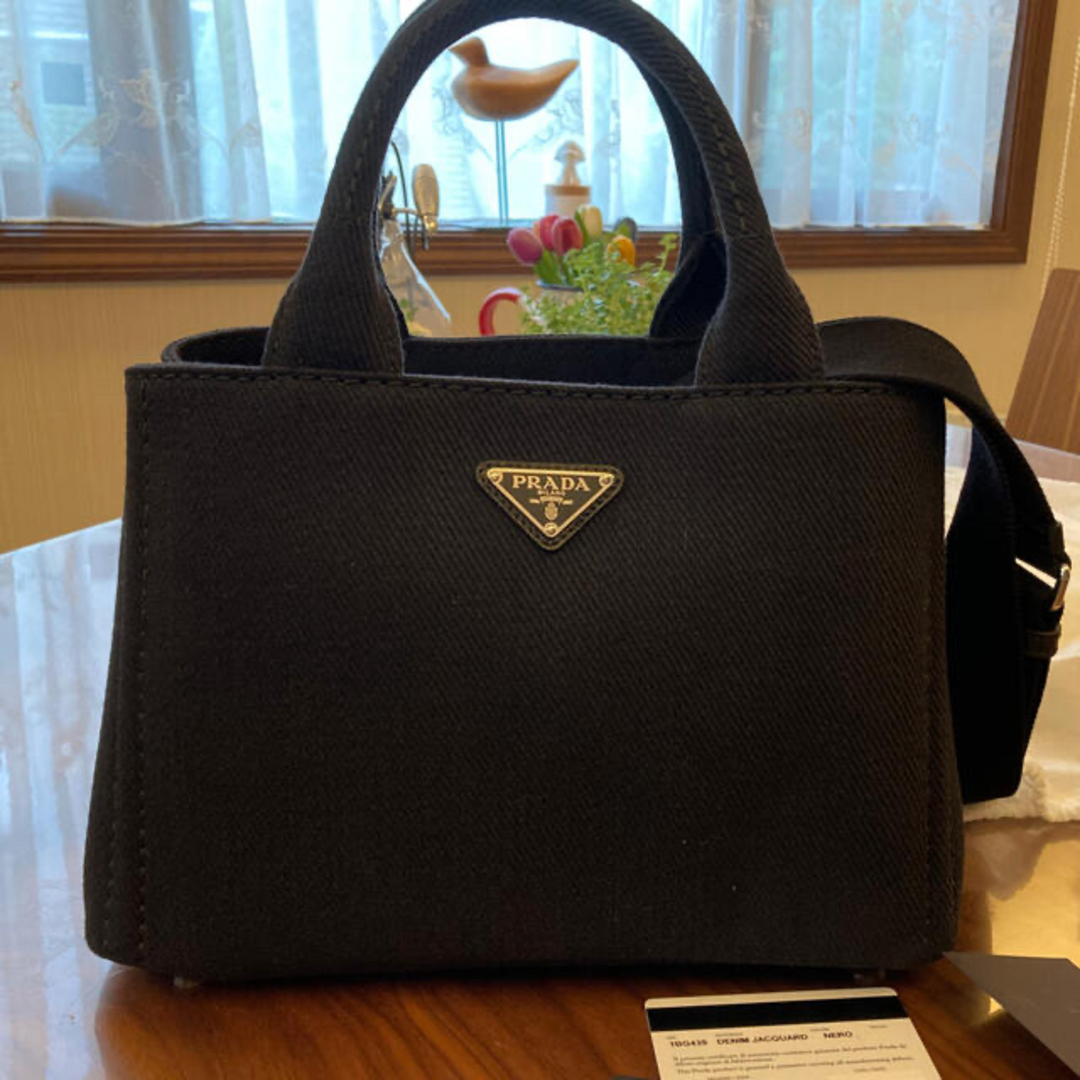 2022年最新版☆高級感溢れる Prada プラダ 新品購入証明書付きカナパ
