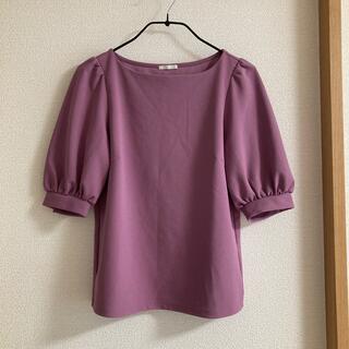 ジーユー(GU)のトップス ピンク(シャツ/ブラウス(半袖/袖なし))