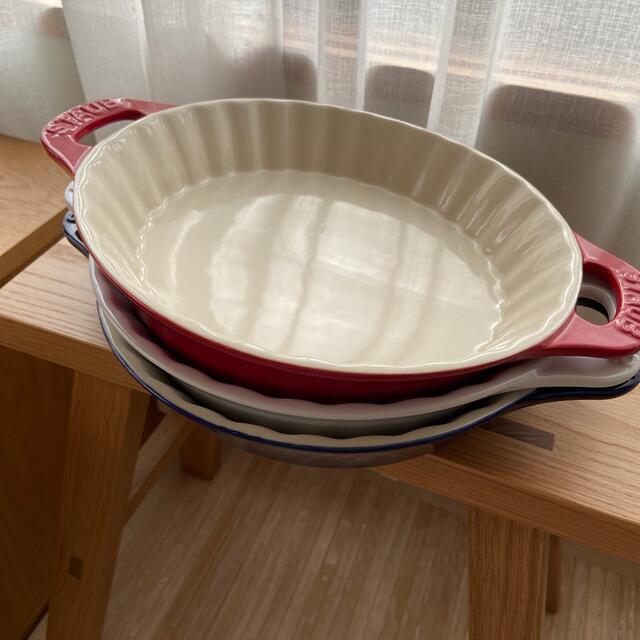 STAUB(ストウブ)のSTAUB パイディッシュ28cm ３枚セット　中古品 インテリア/住まい/日用品のキッチン/食器(食器)の商品写真