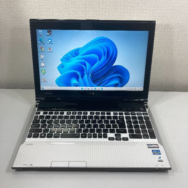 極美品ANEC LaVie ノートパソコン Windows11 （E98）