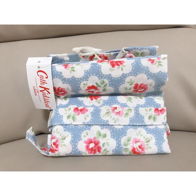 Cath Kidston(キャスキッドソン)のキャスキッドソン　エプロン　新品・未使用 インテリア/住まい/日用品のキッチン/食器(その他)の商品写真