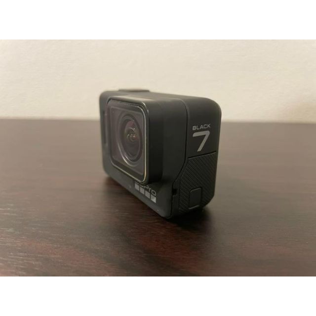 GoPro   陸海空を制すGoPro7Black新品アクセサリー個付き!!の