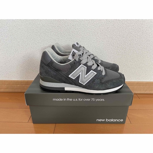 New Balance(ニューバランス)の【新品】New balance M996CGY 24.5cm グレー レディースの靴/シューズ(スニーカー)の商品写真