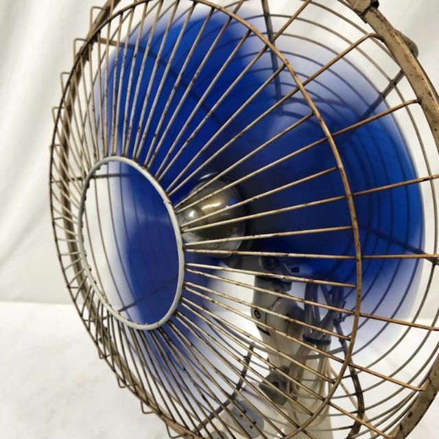 SHARP(シャープ)のSHARP シャープ ELECTRIC FAN 扇風機 PD-241 ジャンク スマホ/家電/カメラの冷暖房/空調(扇風機)の商品写真