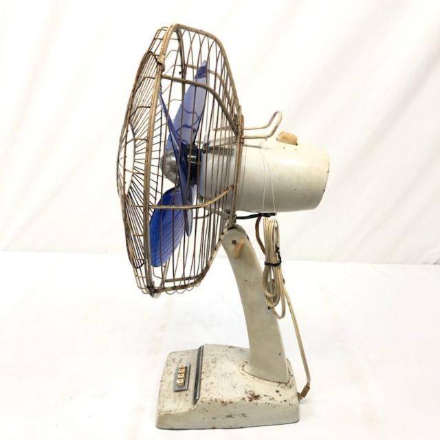 SHARP(シャープ)のSHARP シャープ ELECTRIC FAN 扇風機 PD-241 ジャンク スマホ/家電/カメラの冷暖房/空調(扇風機)の商品写真