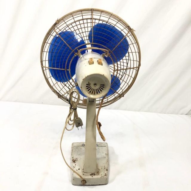 SHARP(シャープ)のSHARP シャープ ELECTRIC FAN 扇風機 PD-241 ジャンク スマホ/家電/カメラの冷暖房/空調(扇風機)の商品写真