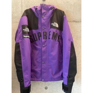 Supreme(マウンテンパーカー ・ パープル/紫色系)のフリマ Supreme(マウンテンパーカー ・ パープル/紫色系)のフリマ