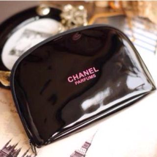 シャネル(CHANEL)の新品/シャネル/ノベルティ/黒/中(ポーチ)