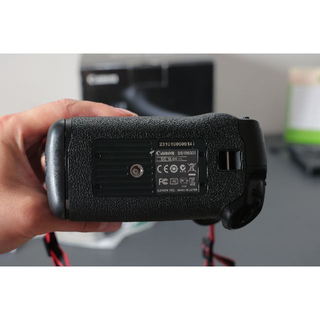 Canon 1DX 2台とおまけ付きバッテリー | acquiredby.co Canon 1DX 2台とおまけ付きバッテリー | acquiredby.co