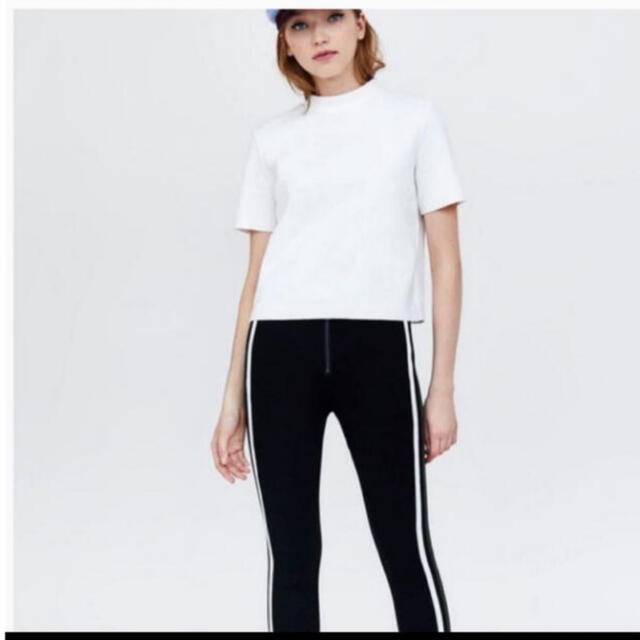 ZARA(ザラ)のザラ　ソフトタッチハイネックTシャツ　ホワイト メンズのトップス(Tシャツ/カットソー(半袖/袖なし))の商品写真