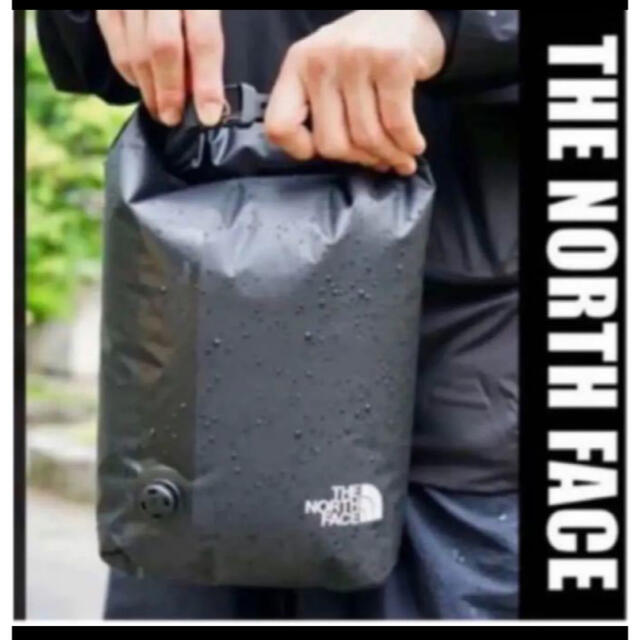 THE NORTH FACE(ザノースフェイス)の【新品未使用】ノースフェイス　スーパーライトドライバッグ　8L 完全防水　耐水性 メンズのバッグ(その他)の商品写真