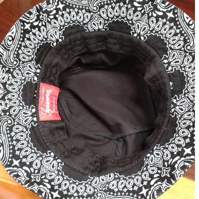 supreme bandana  crusher  黒　SM　バケットハット メンズの帽子(ハット)の商品写真