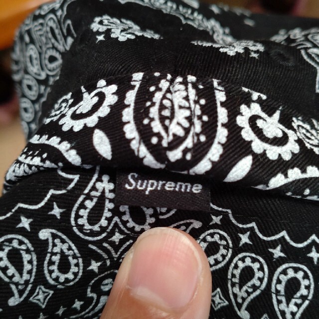 supreme bandana  crusher  黒　SM　バケットハット メンズの帽子(ハット)の商品写真