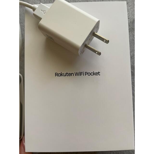 Rakuten(ラクテン)のRakuten Wifi Pocket スマホ/家電/カメラのスマホ/家電/カメラ その他(その他)の商品写真