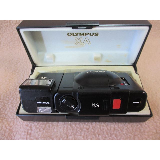 OLYMPUS(オリンパス)のOLYMPUS XA 35㎜レンズシャッターカメラ【中古】 スマホ/家電/カメラのカメラ(フィルムカメラ)の商品写真