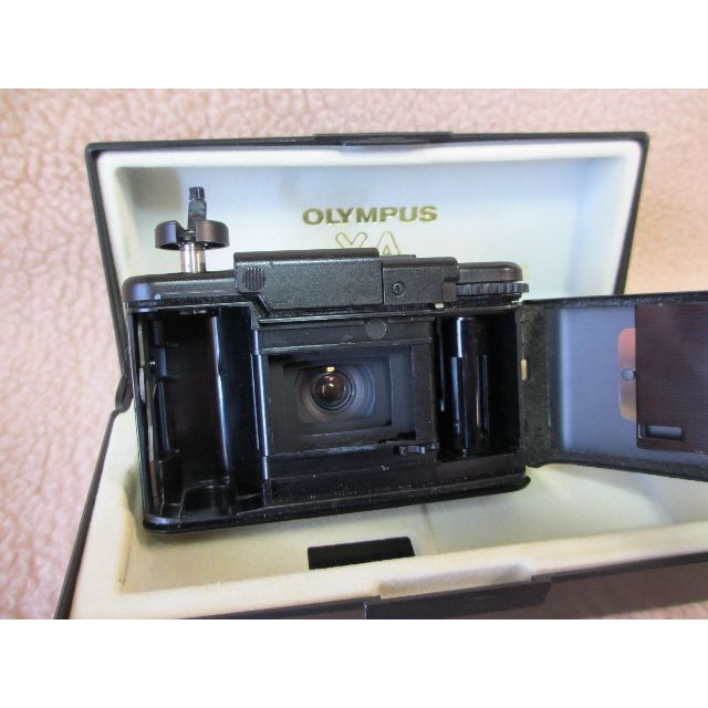 OLYMPUS(オリンパス)のOLYMPUS XA 35㎜レンズシャッターカメラ【中古】 スマホ/家電/カメラのカメラ(フィルムカメラ)の商品写真