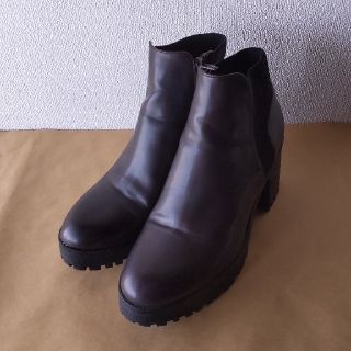 ザラ(ZARA)のZARA ショートブーツ サイズ40(ブーツ)