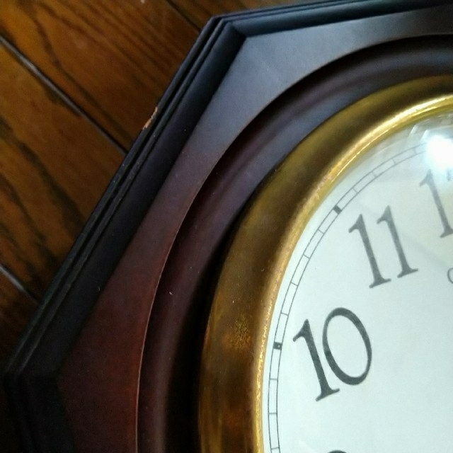 80s  CITIZEN 木製振り子掛け時計　柱時計　動きますが難ありです。 インテリア/住まい/日用品のインテリア小物(掛時計/柱時計)の商品写真