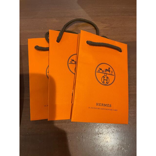 Hermes(エルメス)のエルメス　ショップバック　5枚セット レディースのバッグ(ショップ袋)の商品写真