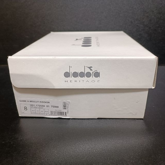ディアドラ(DIADORA HERITAGE) ポルトガル製スニーカー 灰 42