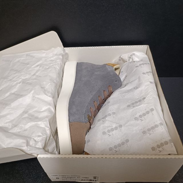 ディアドラ(DIADORA HERITAGE) ポルトガル製スニーカー 灰 42
