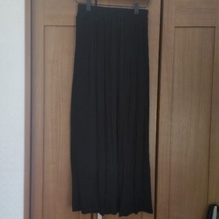 シマムラ(しまむら)のしまむら　黒ロングスカート Ｍサイズ(ロングスカート)