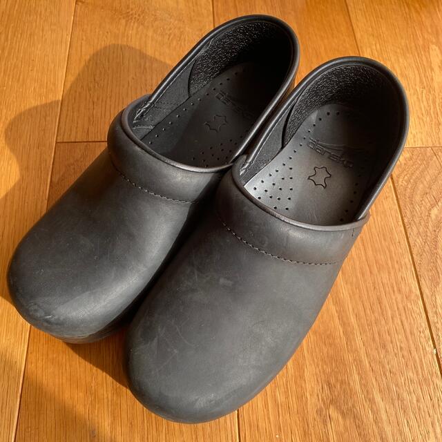 49%割引 本物品質の dansko - ダンスコ dansko プロフェッショナル 通販割引クーポン 革靴 dansko ローファー/革靴
