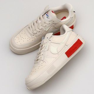 NIKE WMNS AIR FORCE 1 FONTANKA(スニーカー)