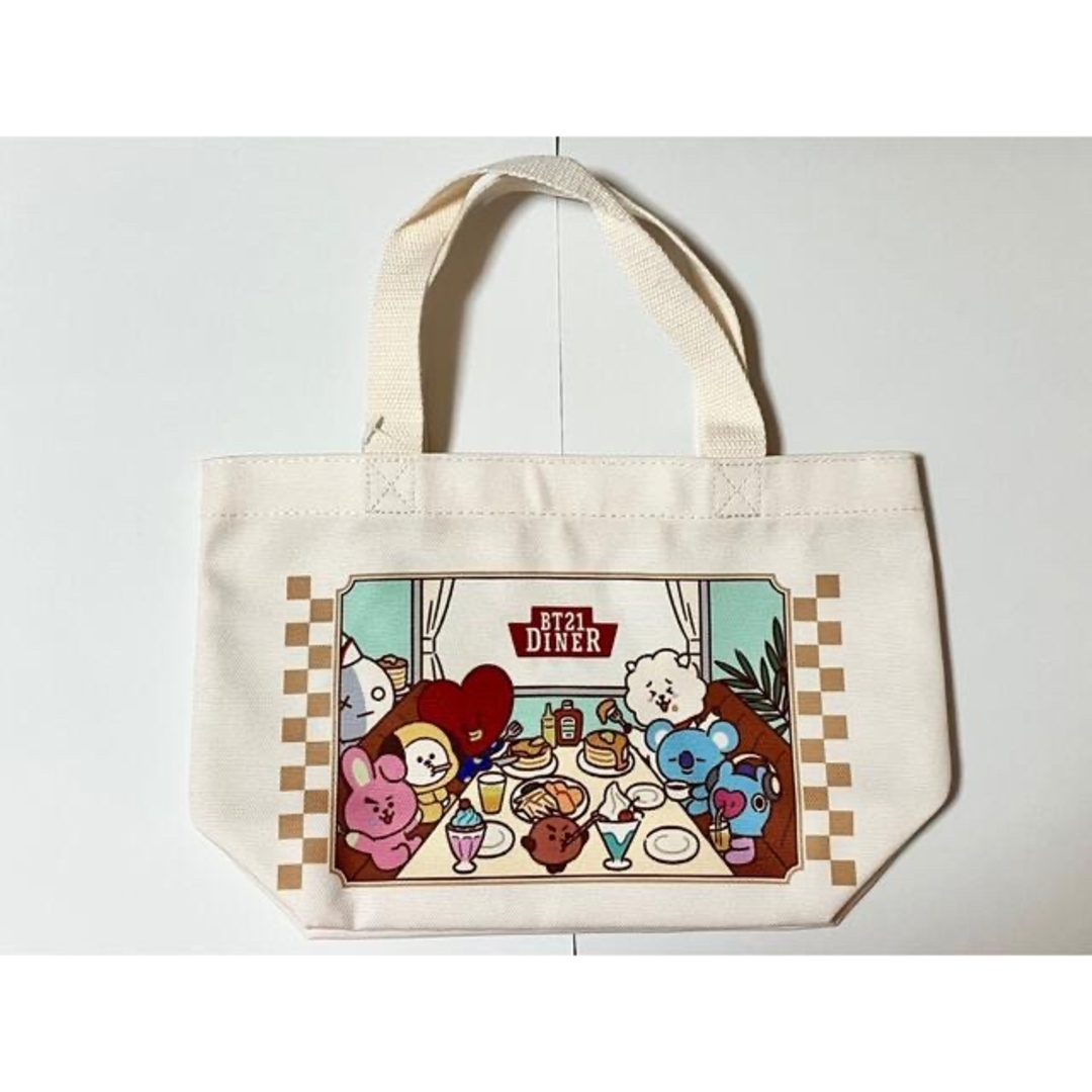 BT21(ビーティーイシビル)のBT21 ハンドバッグ　可愛い　大容量　プレゼント　一番くじ　推し活　 エンタメ/ホビーのおもちゃ/ぬいぐるみ(キャラクターグッズ)の商品写真