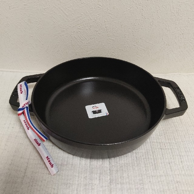 STAUB　両手フライパン　20cmインテリア/住まい/日用品