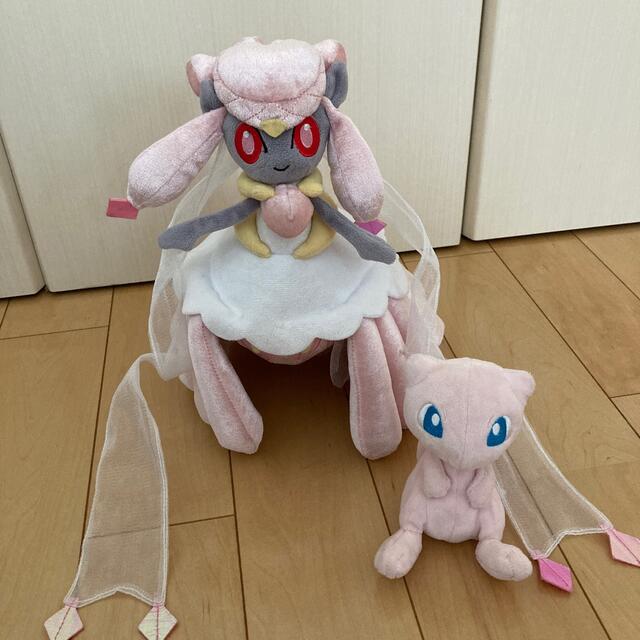 メガディアンシー　ミュウ　ぬいぐるみ　ポケモンセンター