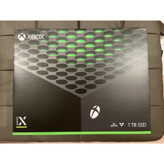 エックスボックス(Xbox)の【翌日発送】新品Xbox Series X 1TB RRT-00015(家庭用ゲーム機本体)