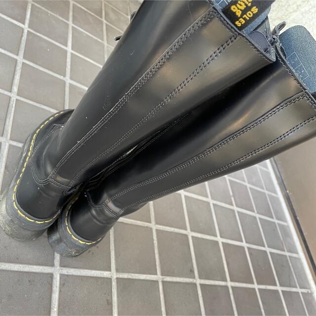 ドクターマーチン Dr.Martens 20ホール 厚底ブーツ ドクターマーチン Dr.Martens 20ホール 厚底ブーツ