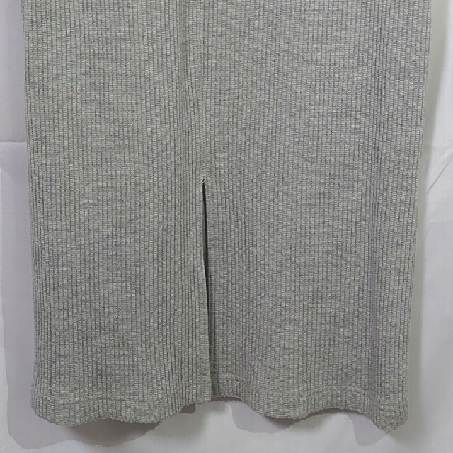 しまむら(シマムラ)の新品 未使用 しまむら ワッフルナロースカート グレー 淡灰色 L レディースのトップス(シャツ/ブラウス(長袖/七分))の商品写真