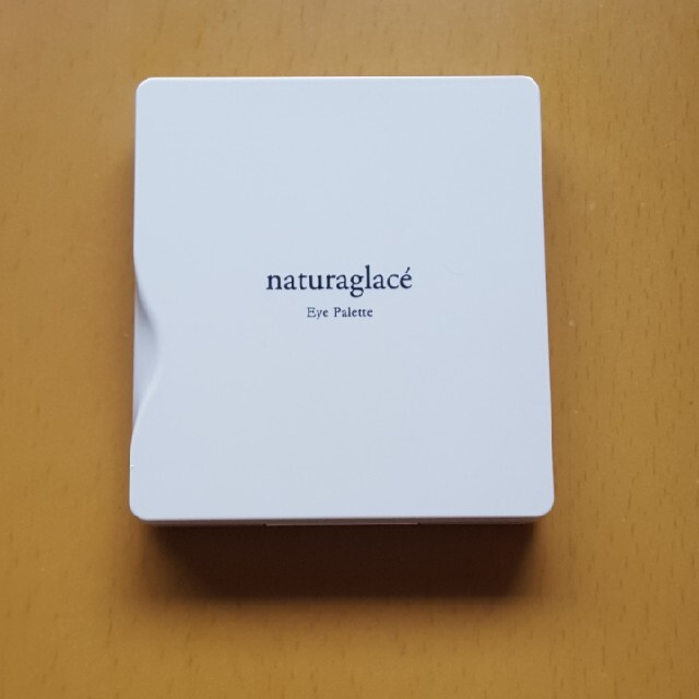 naturaglace(ナチュラグラッセ)のナチュラグラッセ　アイパレット　01 コスメ/美容のベースメイク/化粧品(アイシャドウ)の商品写真