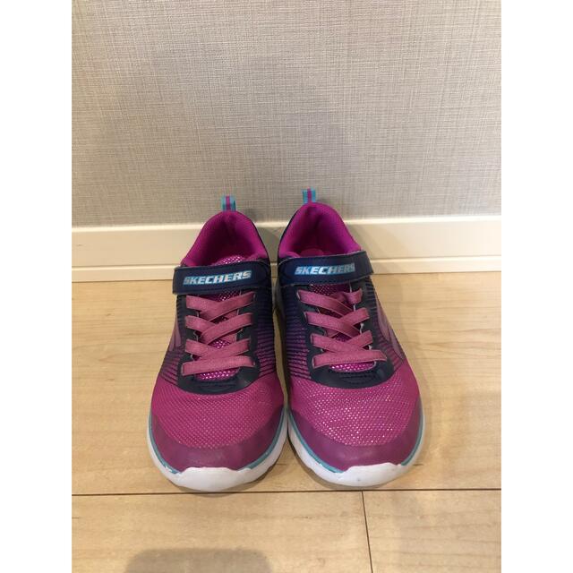 SKECHERS(スケッチャーズ)のSKECHRS スニーカー21cm キッズ/ベビー/マタニティのキッズ靴/シューズ(15cm~)(スニーカー)の商品写真