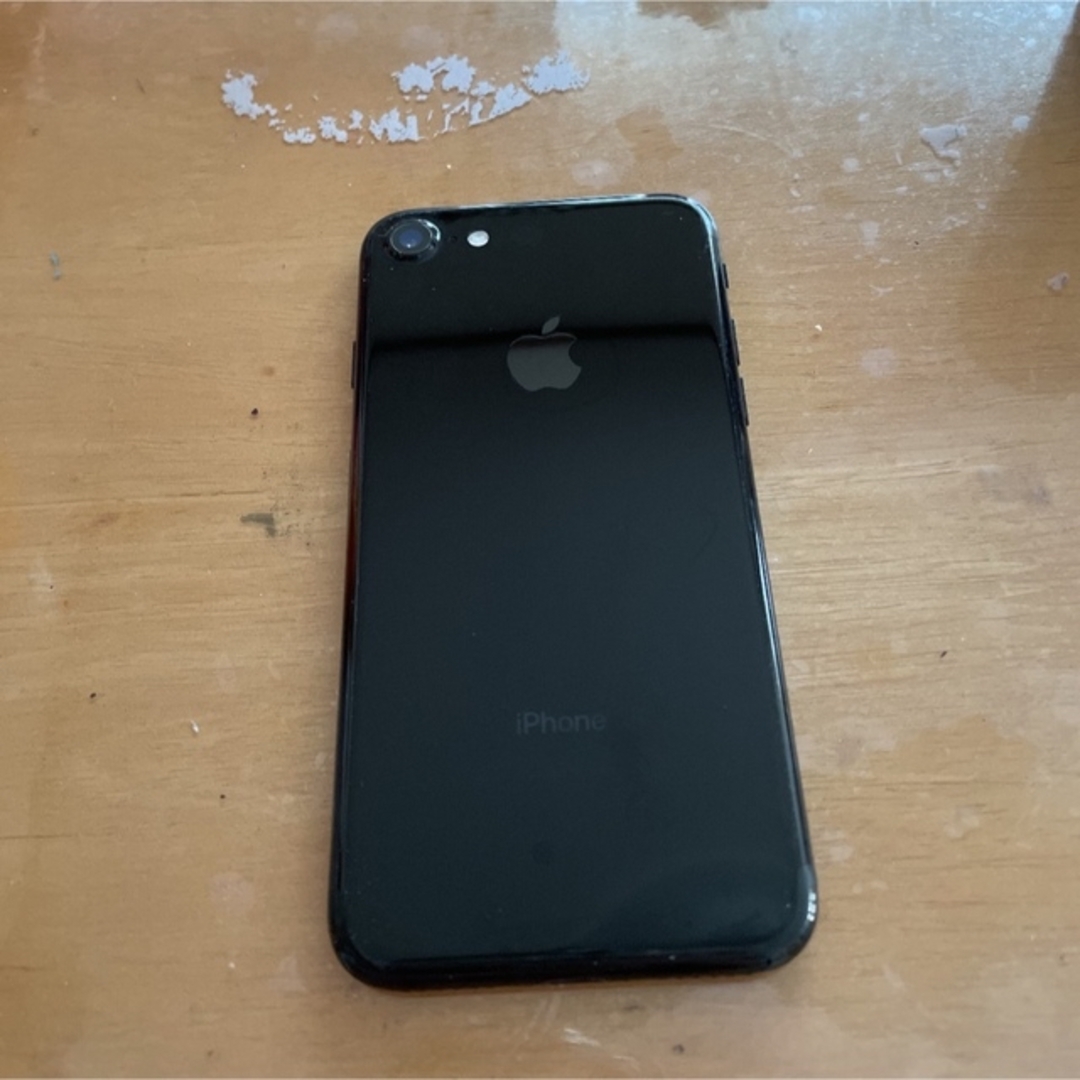 新品バッテリー交換済み iPhone 7 Jet Black 128 GB au-