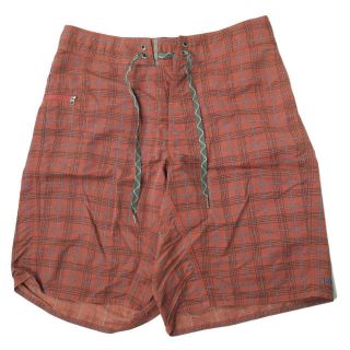 パタゴニア(patagonia)のPATAGONIA パタゴニア 09年製 Wavefarer Boardshorts メンズ・ウェーブフェアラー・ボードショーツ 86554 28 GUA レッド チェック ショートパンツ ボトムス【中古】【PATAGONIA】(ショートパンツ)