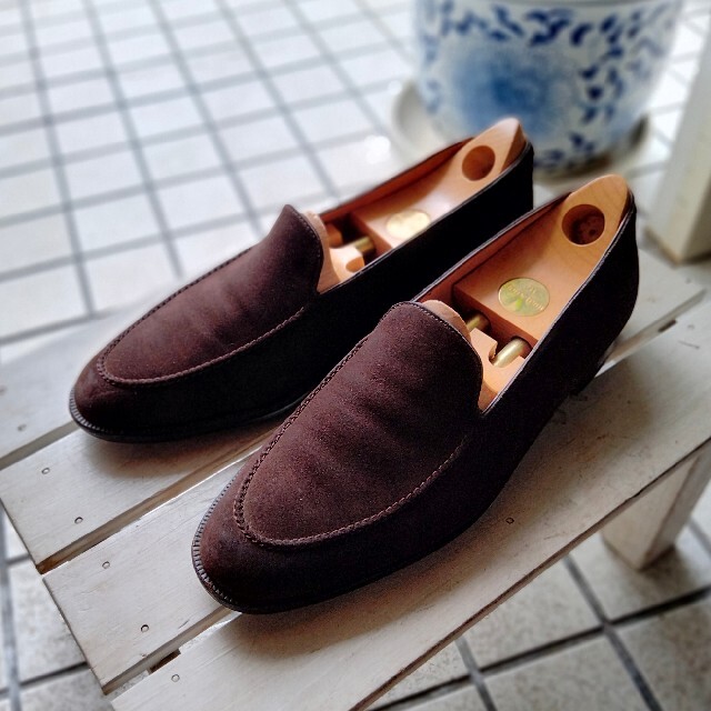 JOHN LOBB(ジョンロブ)の美品 JOHN LOBB オーシャン 8 モカ縫いＵチップ ヴァンプローファー メンズの靴/シューズ(ドレス/ビジネス)の商品写真