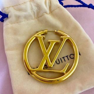LOUIS VUITTON - LOUIS VUITTON ルイヴィトンロゴピアス の