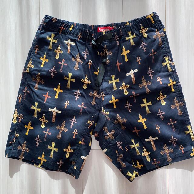 supreme crosses belted short