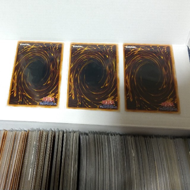 遊戯王 ブルーアイズホワイトドラゴン 青眼の白龍 初期 ブルー 遊戯王 ブルーアイズホワイトドラゴン 青眼の白龍 初期 ブルー