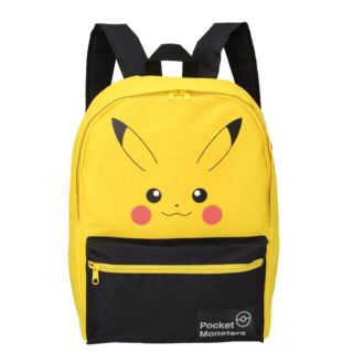 ⭐︎新品　ポケモン　リュック　キッズ　ピカチュウ　モンスターボール　大容量22